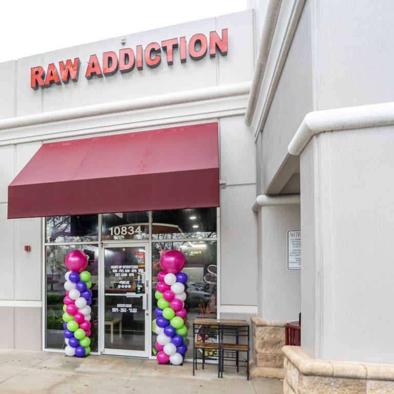 Welcome To Raw Addiction Plus